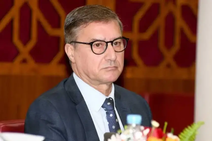 يونس مجاهد يعتذر للمحامين